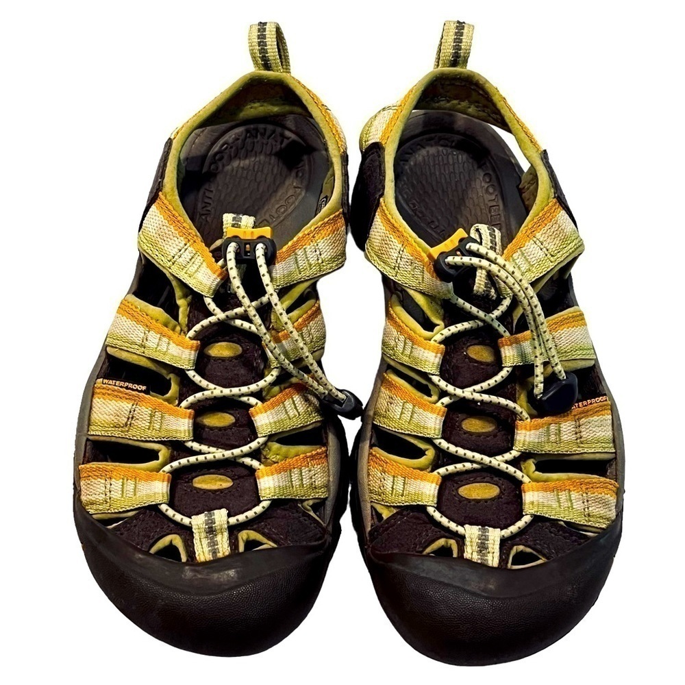 Keen Women's Size 6 Newport H2 Waterproof Backstrap Sandals Green/Yellow
